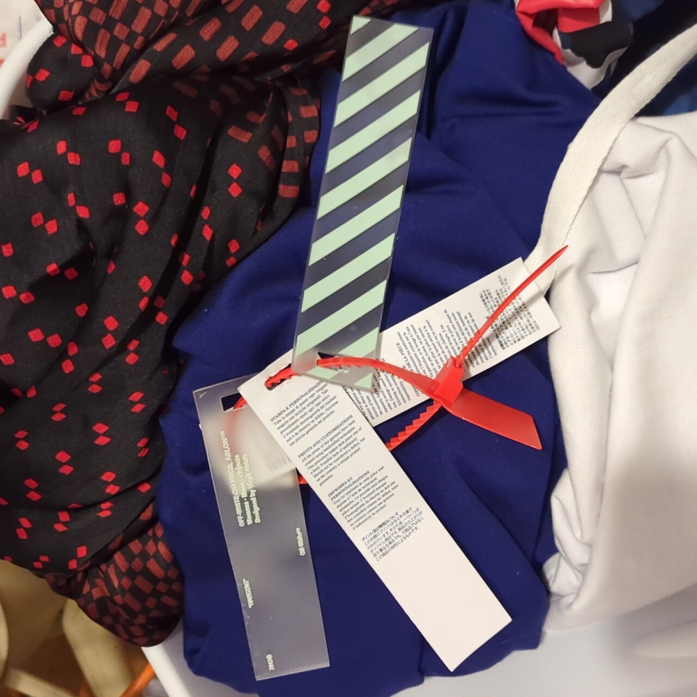 Main Label Off White - Picture 15 of 15